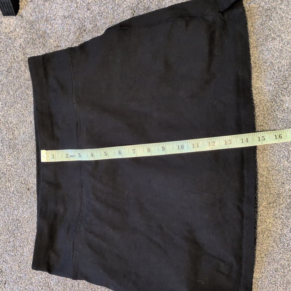 Pact Women's Black Skort Size Medium - Picture 6 of 7